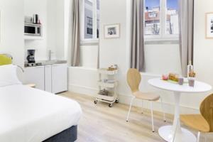 Serviced - Ascensor Da Bica Hotel Lissabon